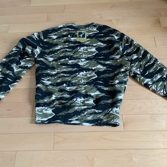 OVO crewenck - Picture 2 of 3